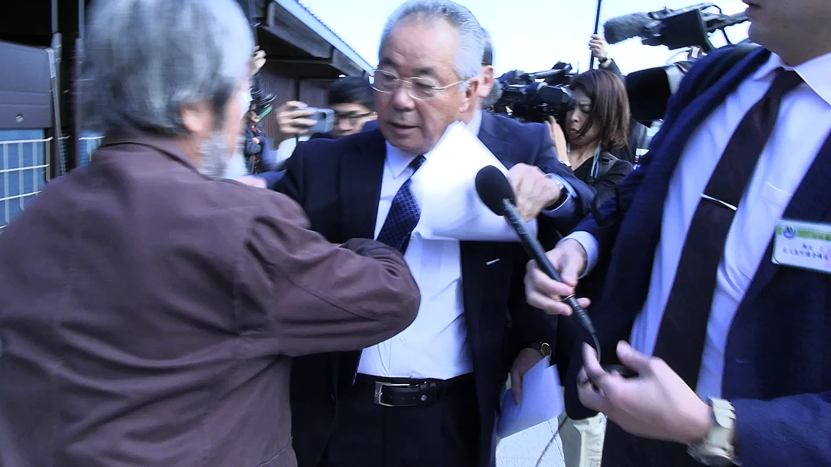 １章　町長の嘘⑥『離島記者』